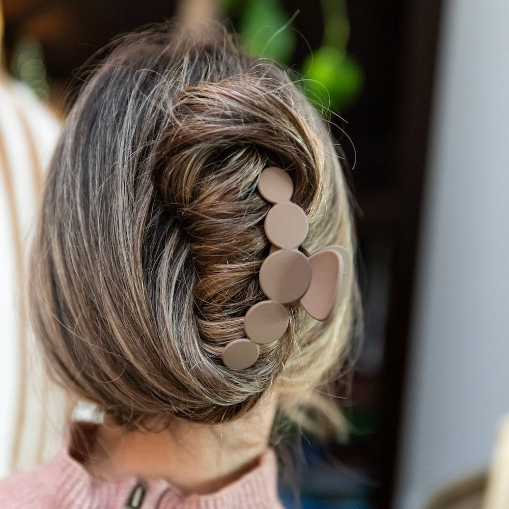 Matte Dot Claw Clip  - Brown