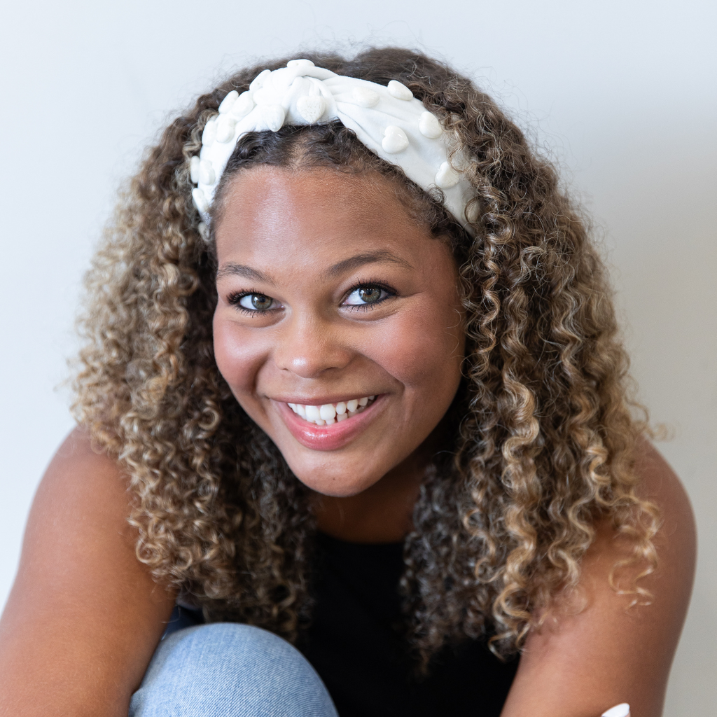 Stone Quartz Traditional Knot Headband - White