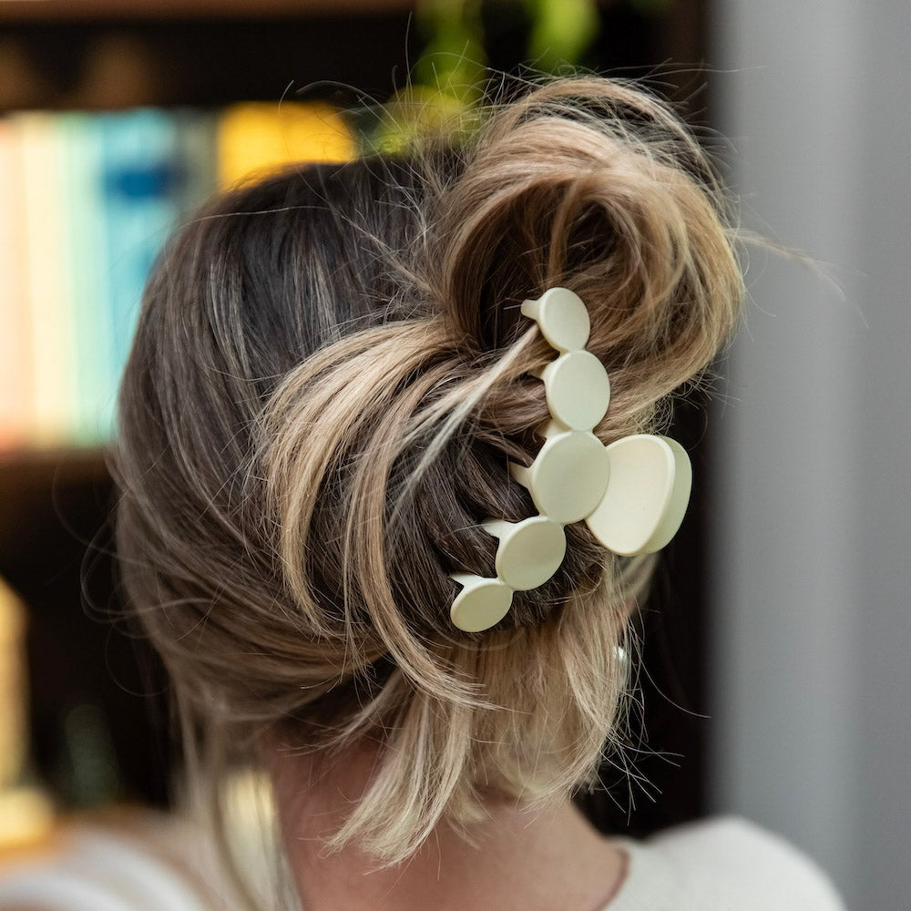 Matte Dot Claw Clip  - Cream