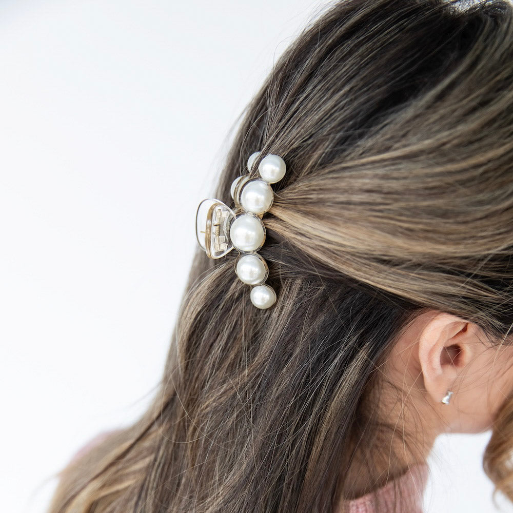 Small Dots Clip - Pearl White