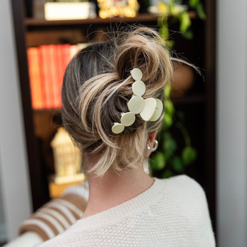 Matte Dot Claw Clip  - Cream