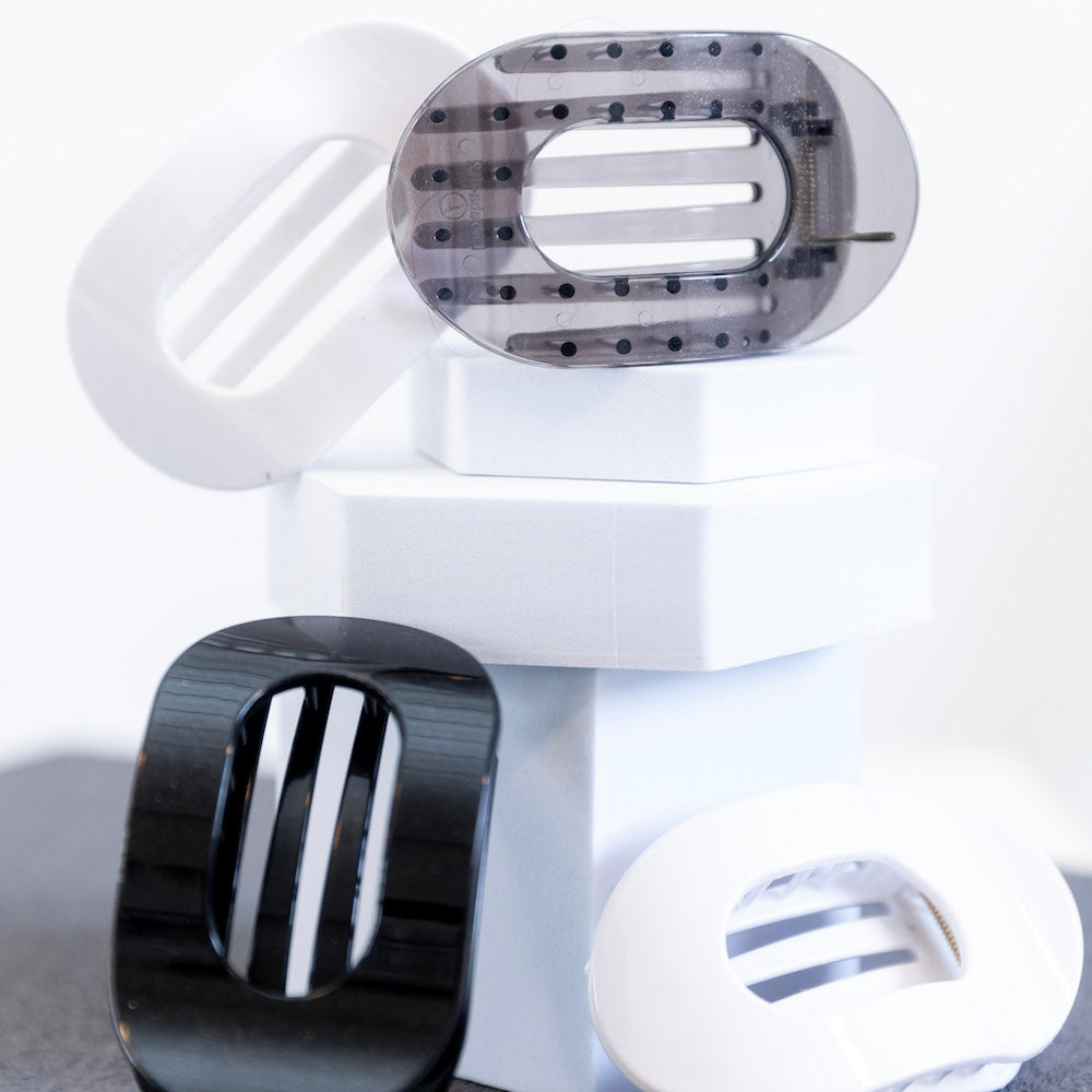 Large Oval Clip Set of 2 - Black + White