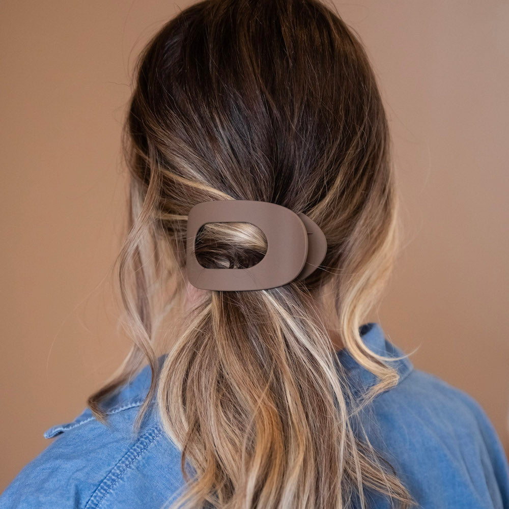 Large Oval Clip Set of 2 - Brown + Camel