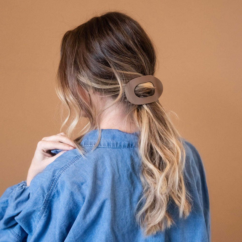 Large Oval Clip Set of 2 - Brown + Camel