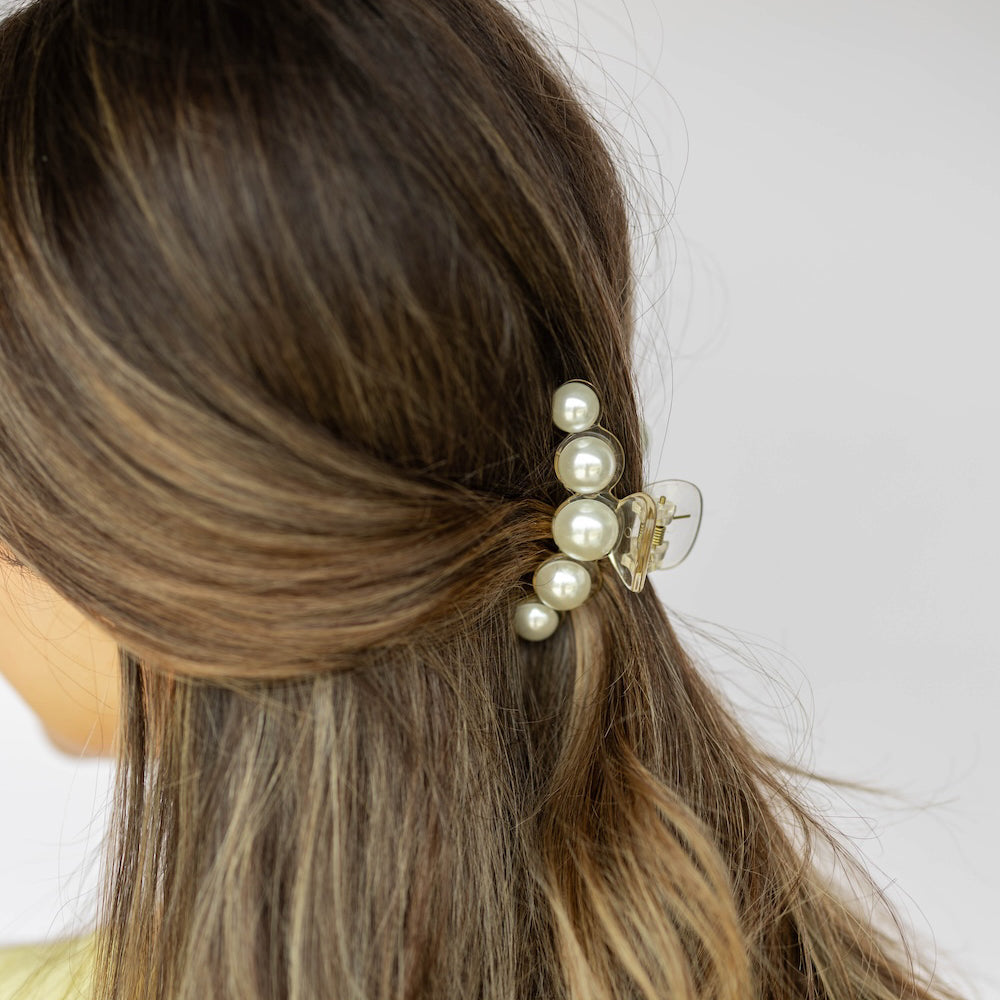 Small Dots Clip - Pearl White