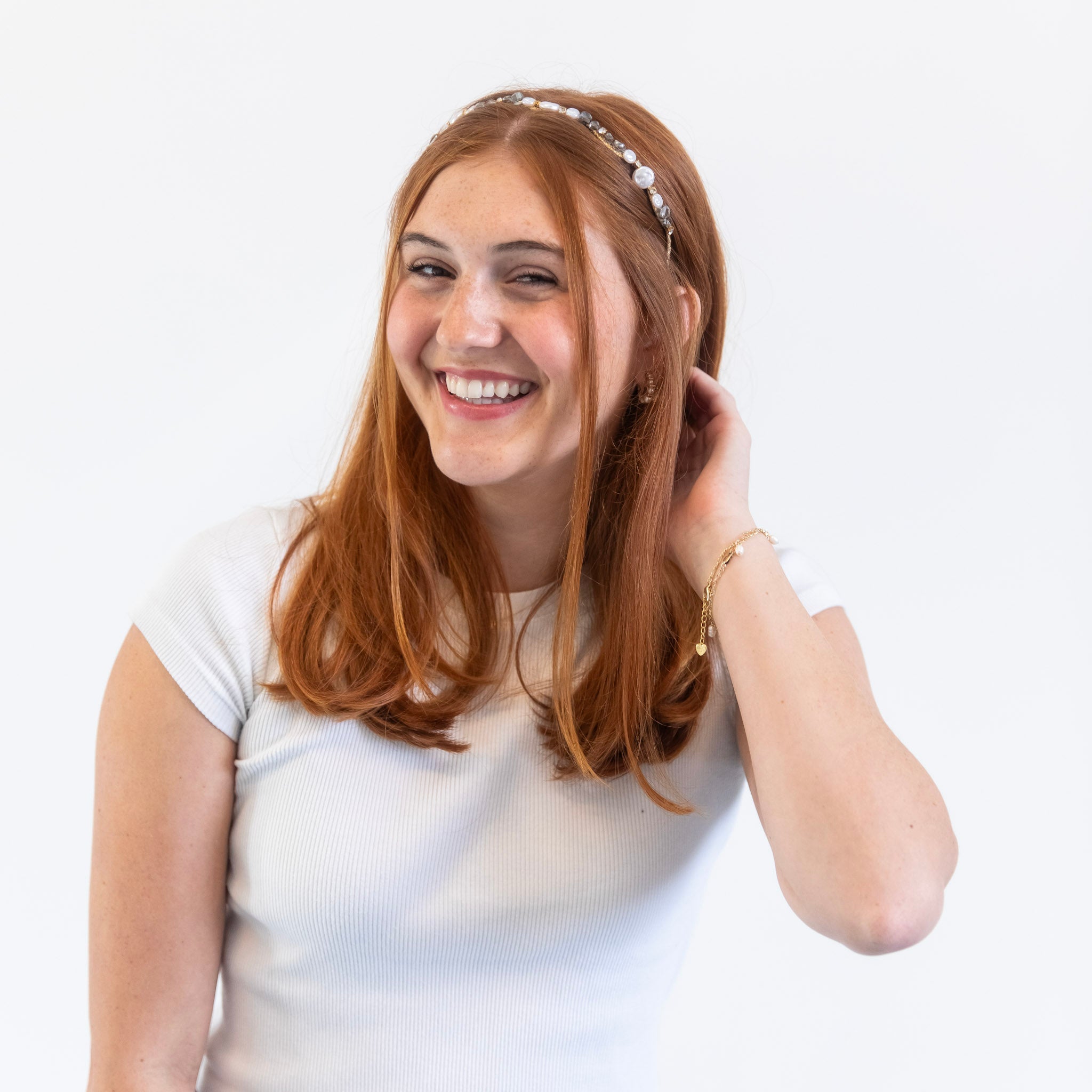 Wavy Oyster Pearl Headband - Grey