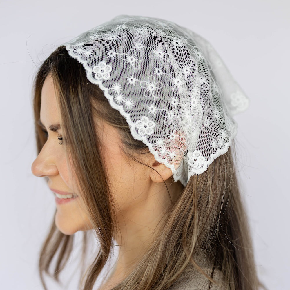 Delicate Lace Headscarf - White